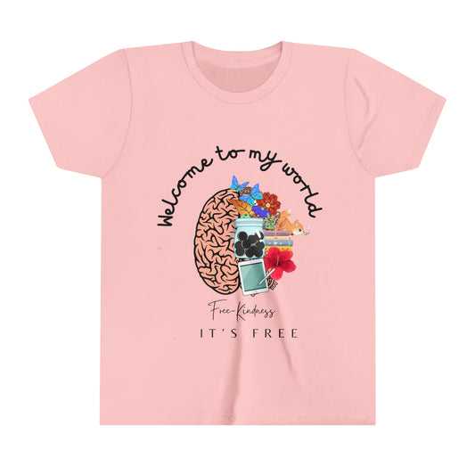 Izzys world Tee